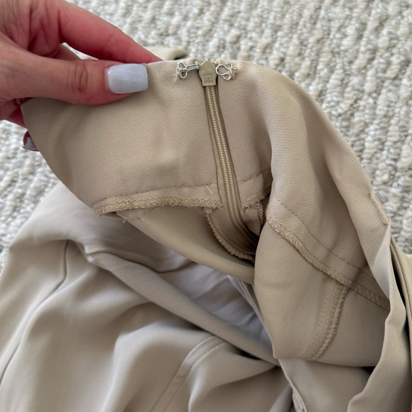 Vici Beige Wide Leg Pants - Picture 4 of 6